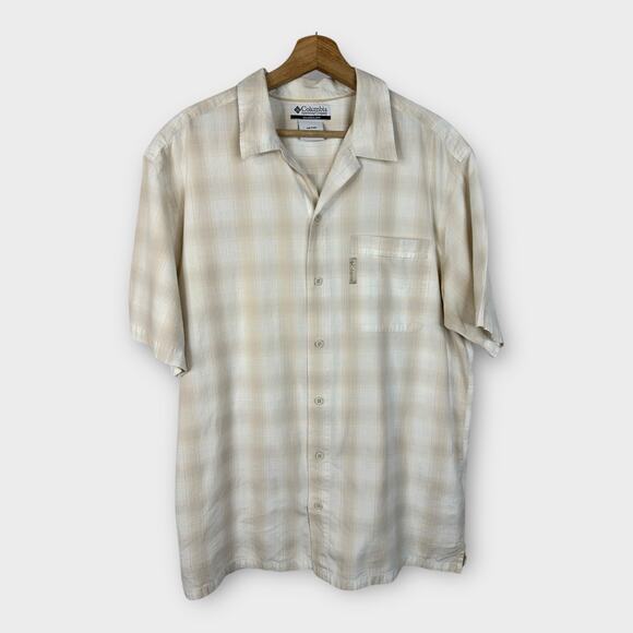 Columbia Mens size Large Short Sleeve Button Down Shirt Cream Hiking Outdoor - Picture 1 of 8